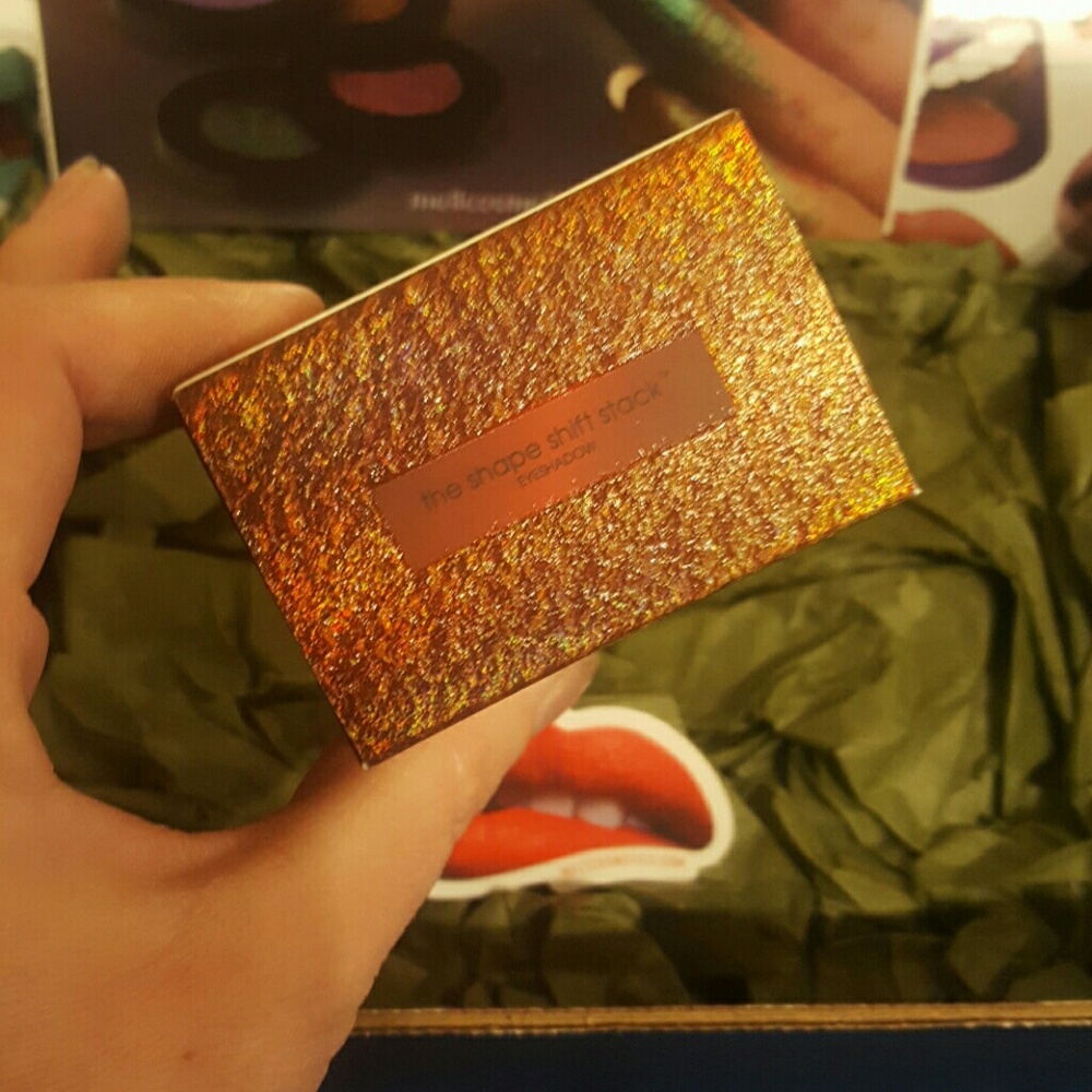 Melt cosmetics shape shift stack - Picture 2 of 4